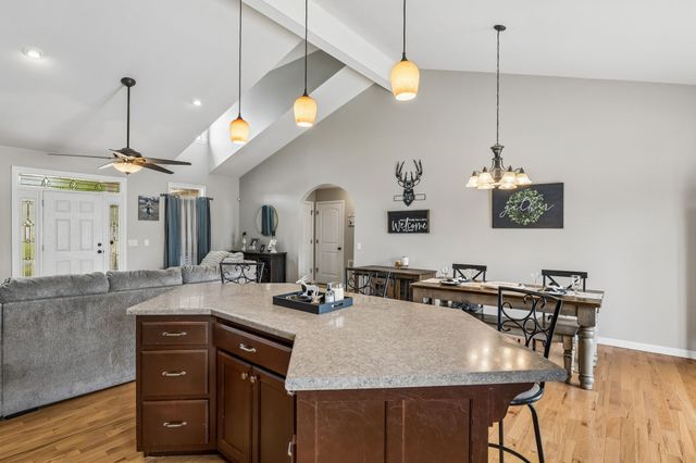 110 Chestnut Ln, Lawrenceburg, TN 38464