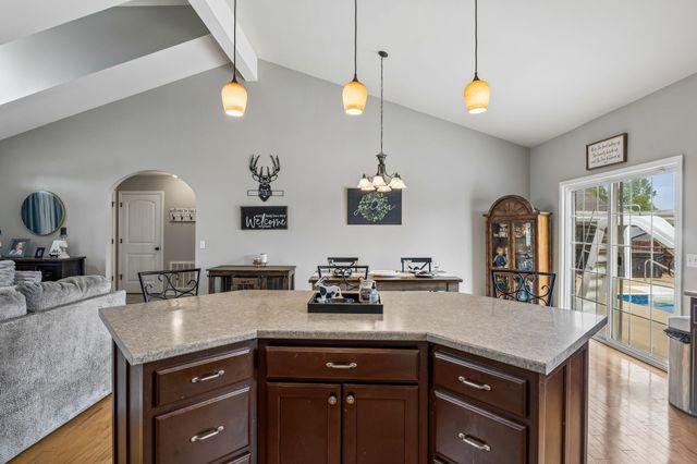 110 Chestnut Ln, Lawrenceburg, TN 38464