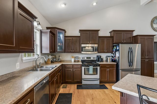 110 Chestnut Ln, Lawrenceburg, TN 38464