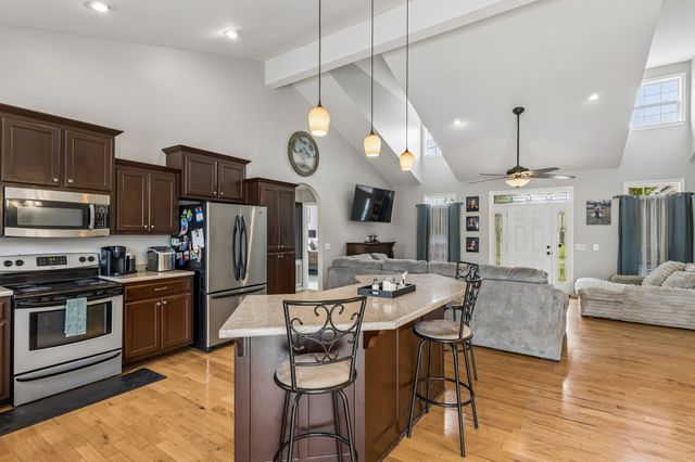 110 Chestnut Ln, Lawrenceburg, TN 38464