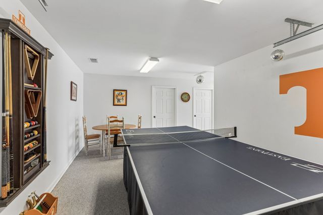 110 Chestnut Ln, Lawrenceburg, TN 38464