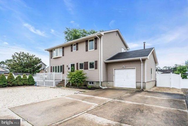 20 E LAKEWOOD AVE, Ocean Gate, NJ 08740