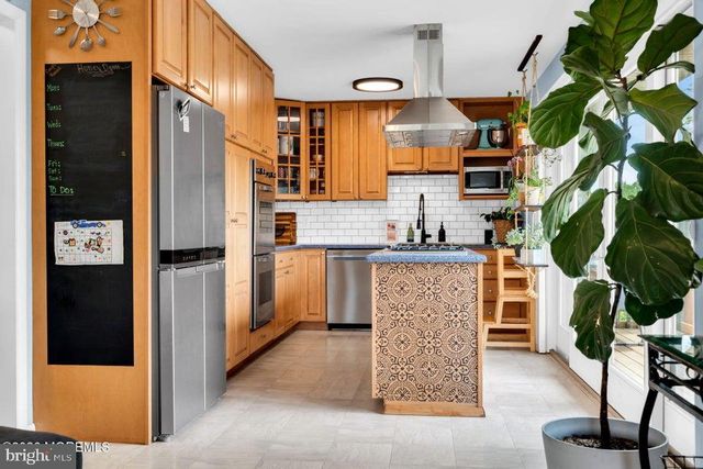 20 E LAKEWOOD AVE, Ocean Gate, NJ 08740