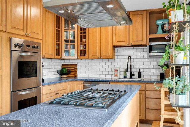 20 E LAKEWOOD AVE, Ocean Gate, NJ 08740