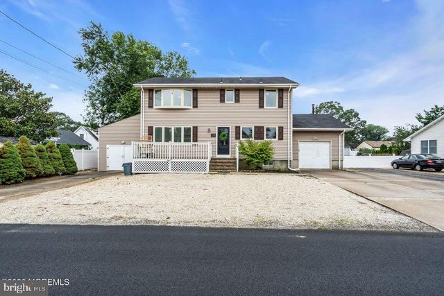 20 E LAKEWOOD AVE, Ocean Gate, NJ 08740