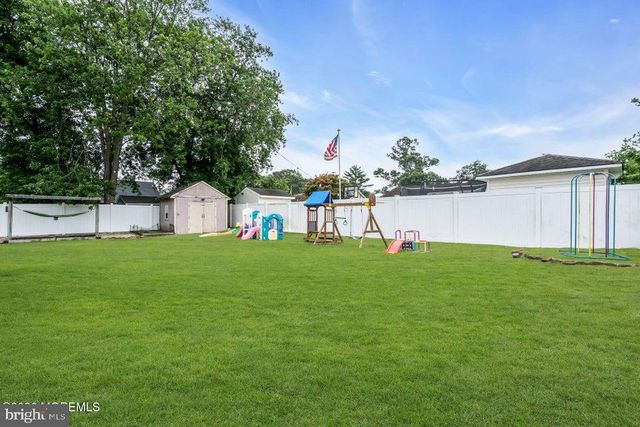 20 E LAKEWOOD AVE, Ocean Gate, NJ 08740