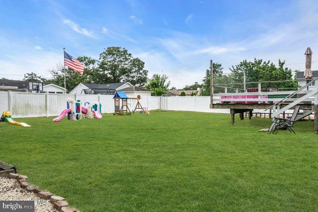 20 E LAKEWOOD AVE, Ocean Gate, NJ 08740
