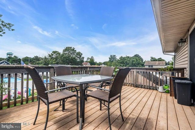 20 E LAKEWOOD AVE, Ocean Gate, NJ 08740