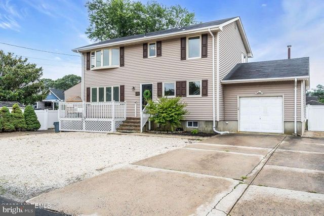 20 E LAKEWOOD AVE, Ocean Gate, NJ 08740