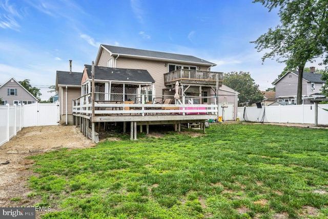 20 E LAKEWOOD AVE, Ocean Gate, NJ 08740