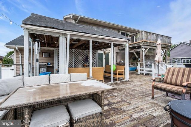 20 E LAKEWOOD AVE, Ocean Gate, NJ 08740
