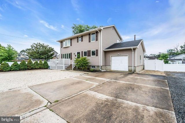 20 E LAKEWOOD AVE, Ocean Gate, NJ 08740