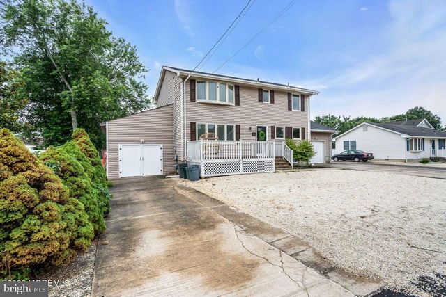 20 E LAKEWOOD AVE, Ocean Gate, NJ 08740