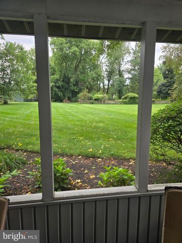 547 S 3RD ST, Lemoyne, PA 17043