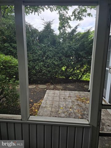 547 S 3RD ST, Lemoyne, PA 17043