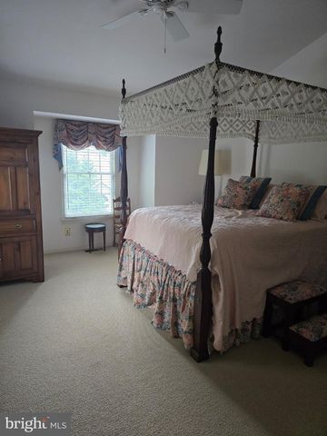 547 S 3RD ST, Lemoyne, PA 17043