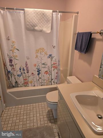 547 S 3RD ST, Lemoyne, PA 17043