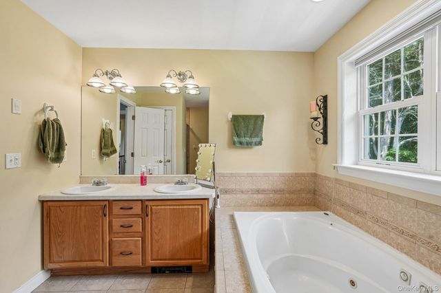 197 Oxford Road, Chester, NY 10918