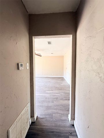 43 W Parnell Street, Denison, TX 75020