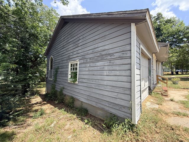 43 W Parnell Street, Denison, TX 75020