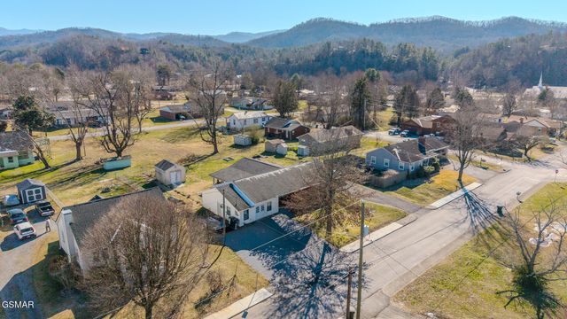 215 Valley Drive, Pigeon Forge, TN 37863