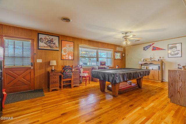 215 Valley Drive, Pigeon Forge, TN 37863