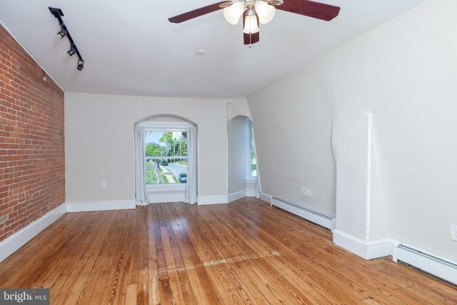 1810 MT SALEM LN, Wilmington, DE 19806