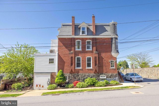 1810 MT SALEM LN, Wilmington, DE 19806