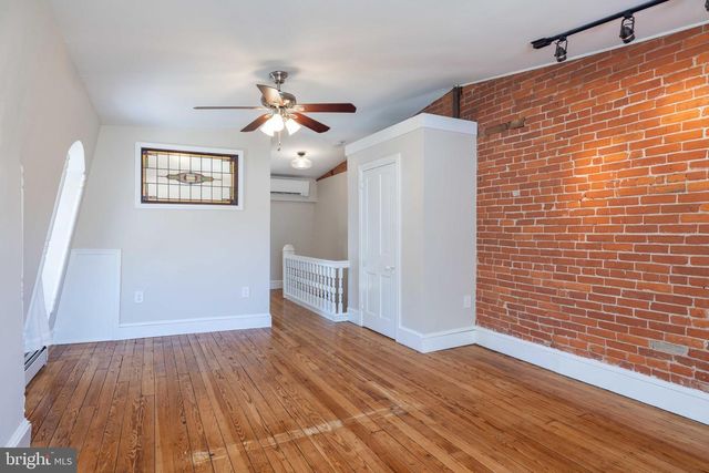 1810 MT SALEM LN, Wilmington, DE 19806