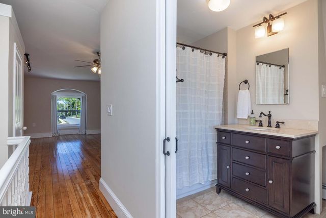 1810 MT SALEM LN, Wilmington, DE 19806
