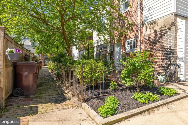 1810 MT SALEM LN, Wilmington, DE 19806