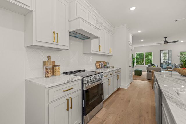 2727 Azalea Park Circle, Fort Worth, TX 76107