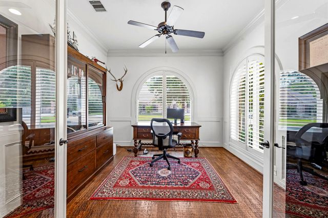 23011 Creek Park Drive, Spring, TX 77389