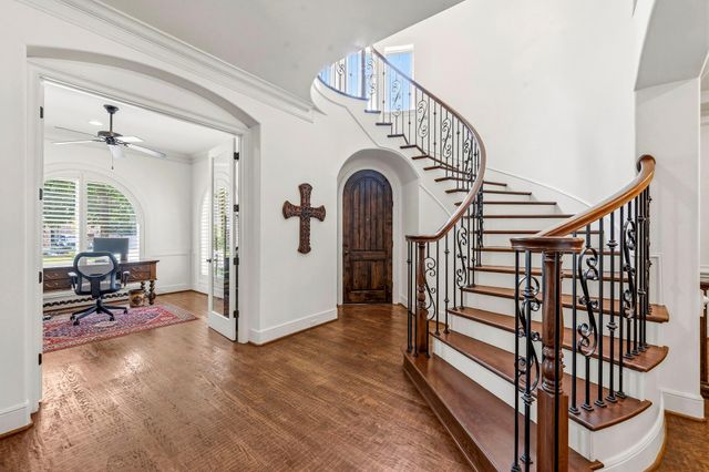 23011 Creek Park Drive, Spring, TX 77389