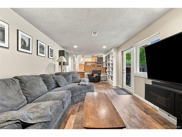 5319 W Roxbury Pl, Littleton, CO 80128