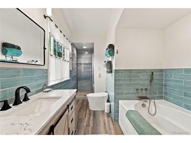 5319 W Roxbury Pl, Littleton, CO 80128
