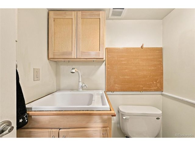5319 W Roxbury Pl, Littleton, CO 80128
