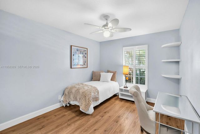 10230 Grove Ln, Cooper City, FL 33328