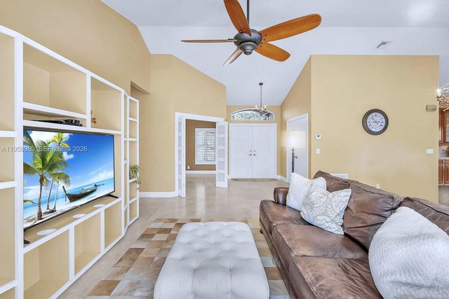 10230 Grove Ln, Cooper City, FL 33328