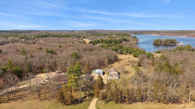 561 & 563 Underwood Avenue, Montello, WI 53949