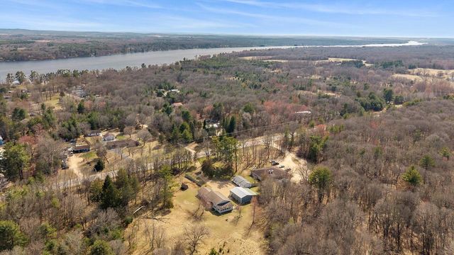 561 & 563 Underwood Avenue, Montello, WI 53949
