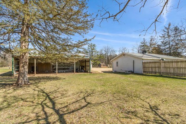561 & 563 Underwood Avenue, Montello, WI 53949