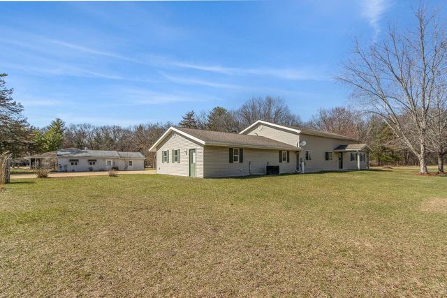 561 & 563 Underwood Avenue, Montello, WI 53949