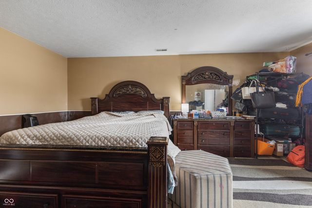 4801 Ossington Court, Indianapolis, IN 46254