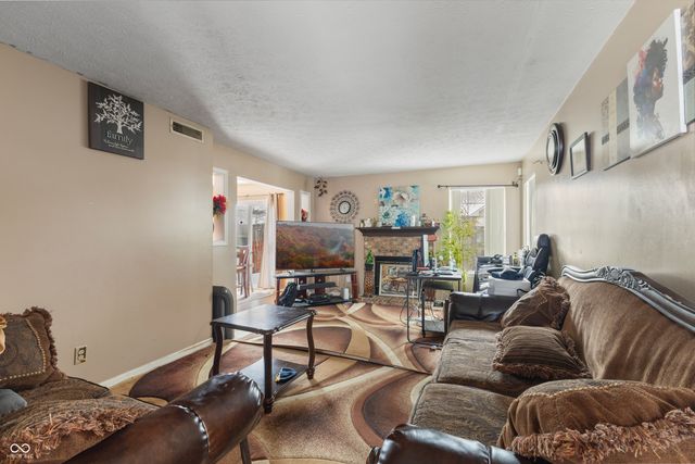 4801 Ossington Court, Indianapolis, IN 46254