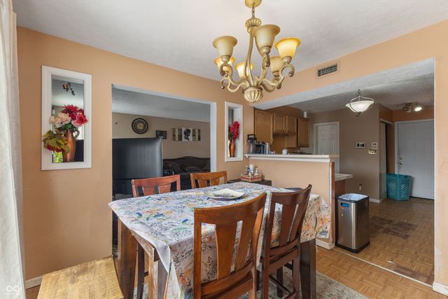 4801 Ossington Court, Indianapolis, IN 46254