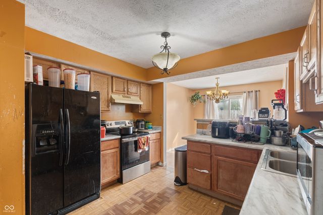 4801 Ossington Court, Indianapolis, IN 46254