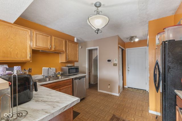 4801 Ossington Court, Indianapolis, IN 46254