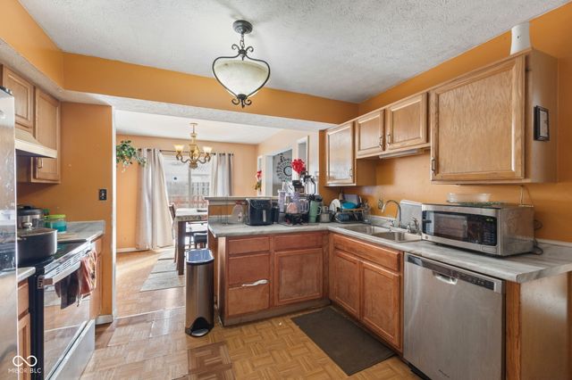 4801 Ossington Court, Indianapolis, IN 46254