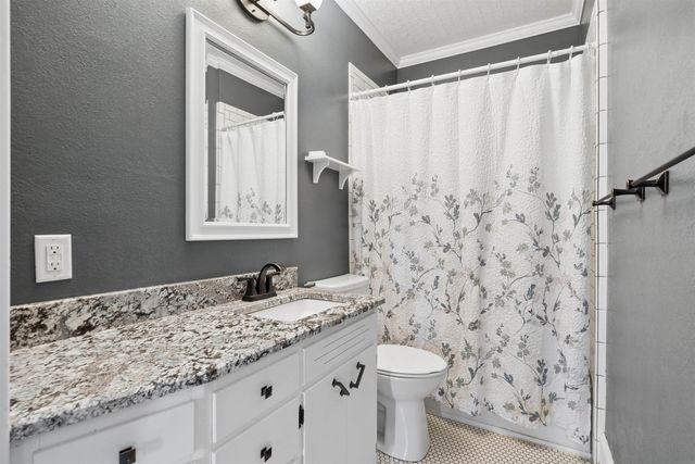 1703 Tremont Street, Cedar Falls, IA 50613